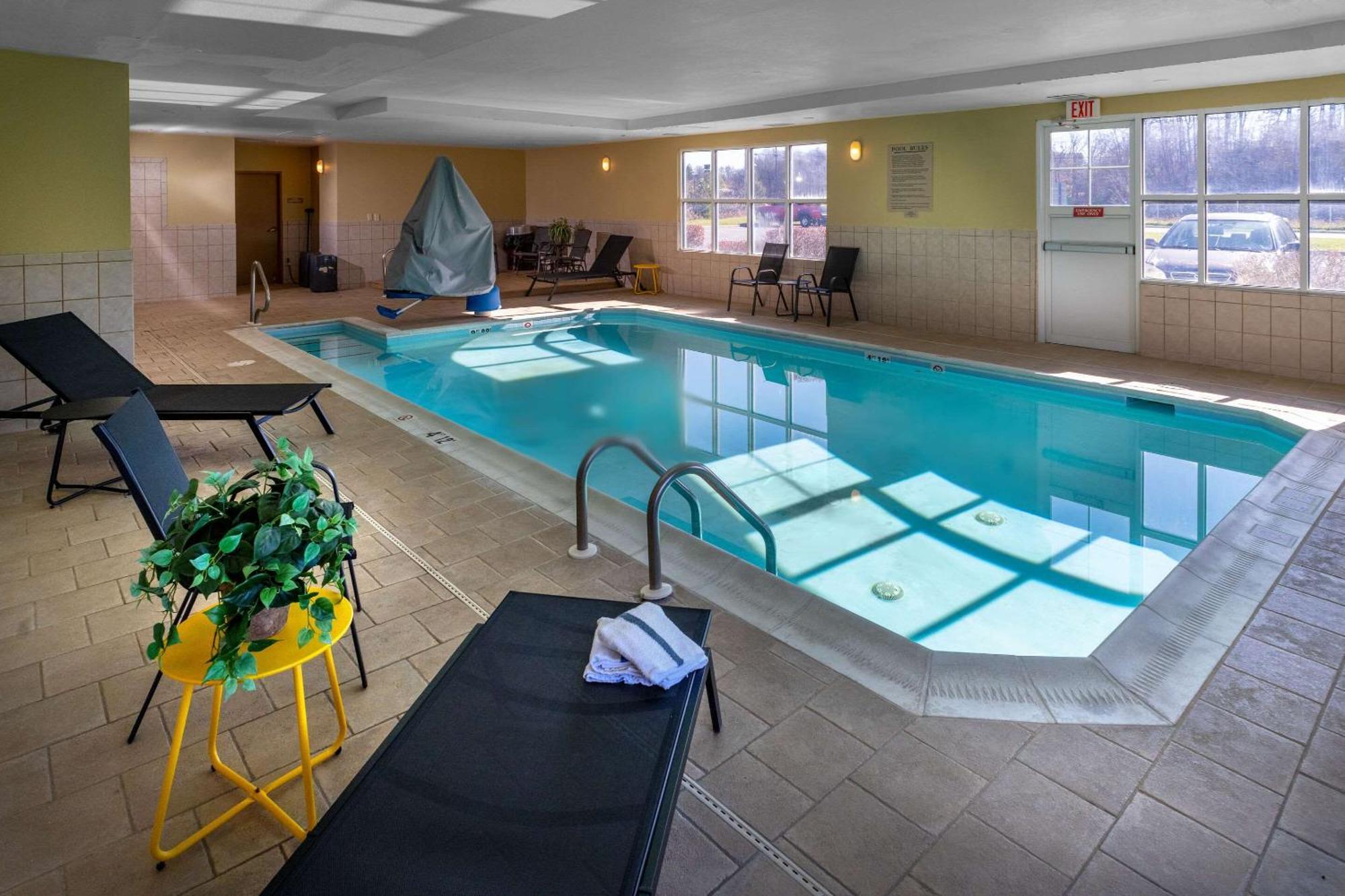 Country Inn & Suites By Radisson, Princeton, Wv Exteriér fotografie